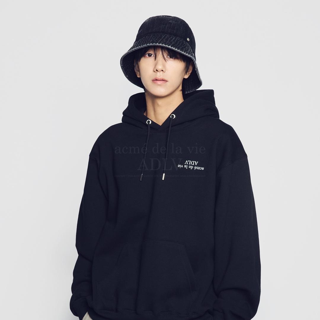 UPSIDE DOWN LOGO NAPPING ZURRY HOODIE