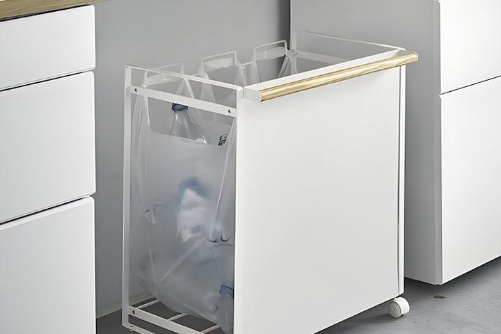 분리수거함 3단 철제 쓰레기봉투 거치대 빨래바구니 바퀴 화이트