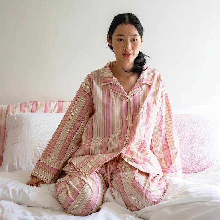 [29CM 단독] (uni)도미토리 딸기바나나 파자마