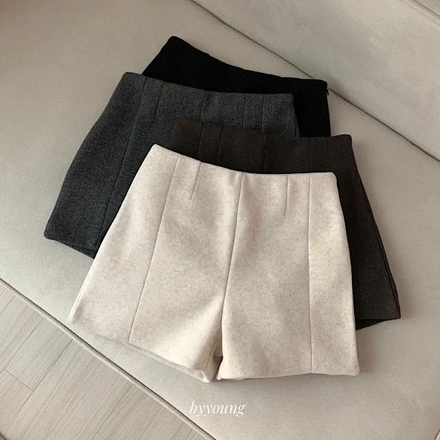 [겨울기모 핏예쁜] 라인 절개 울 모직 팬츠 반바지