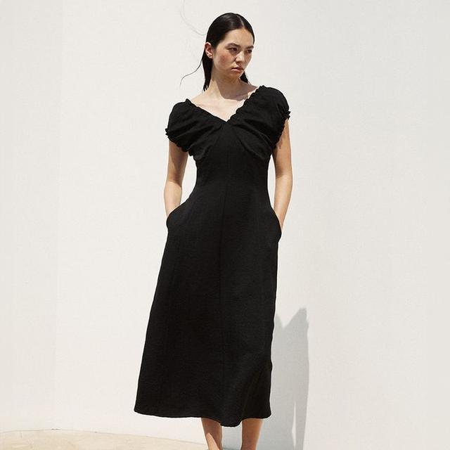 OFF SHOULDER PLEATED DRESS BLACK