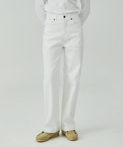 페이트로 7601 세미와이드핏 화이트 데님팬츠