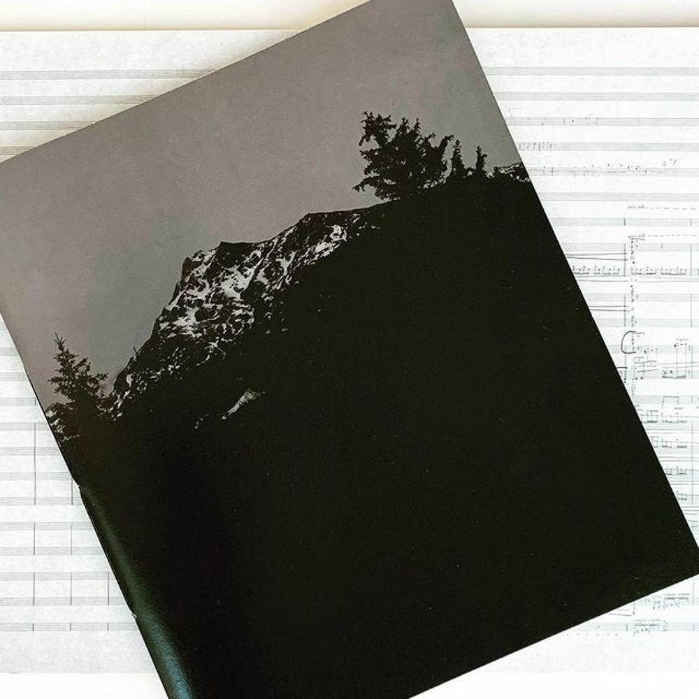 [아오이스카 반 데르 몰렌] [Awoiska van der Molen] - The Living Mountain