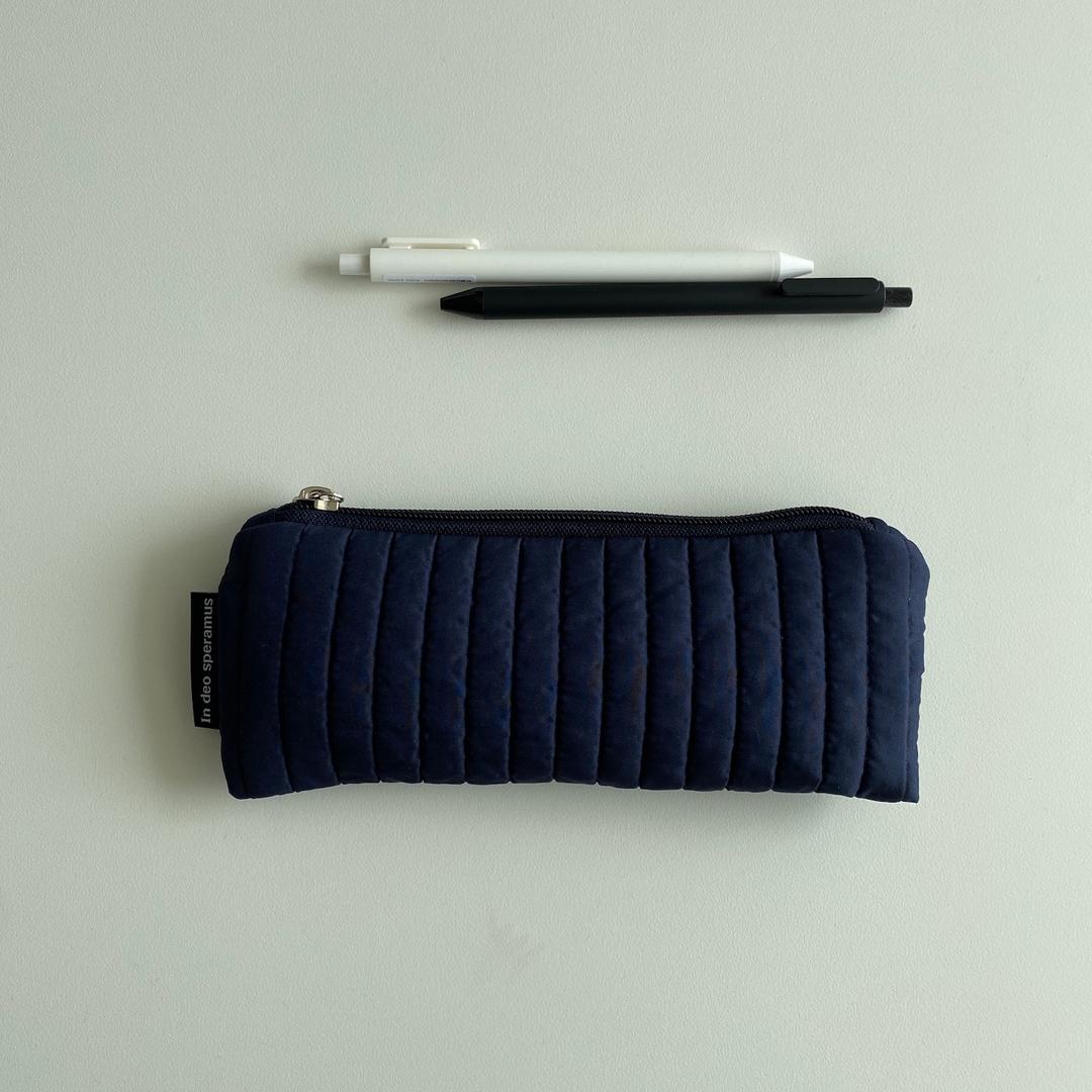 패딩 네이비 필통(Padding navy pencil case)