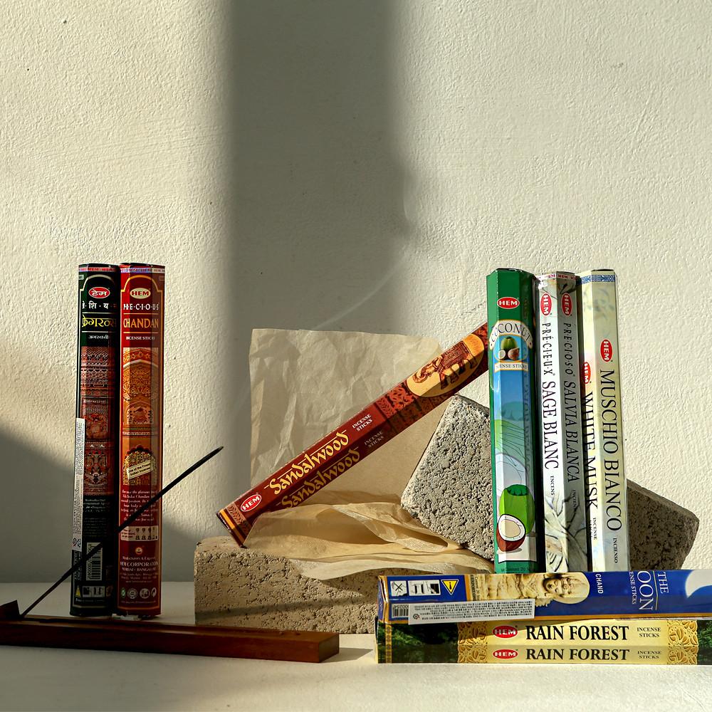 HEM 인센스 스틱 콘 팔로산토 더문 레인포레스트 찬단 인도향