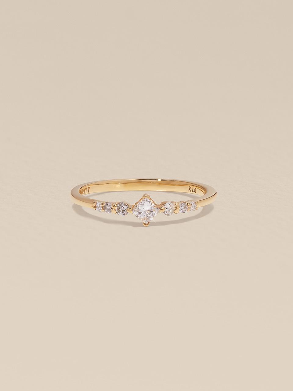 Princess Cut Diamond Ring