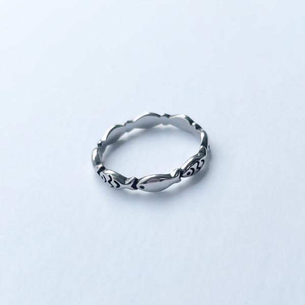 Simple Fish ring
