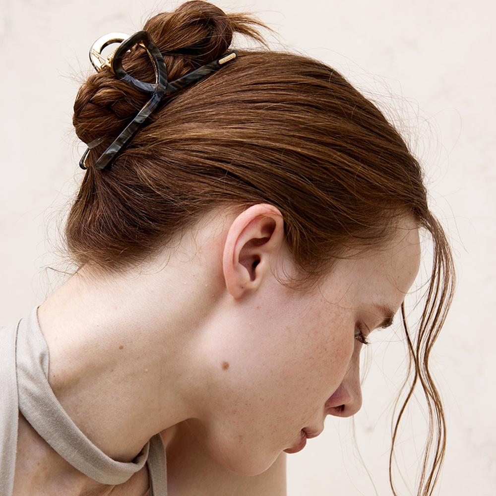 [29CM 단독] Ash daily twist hair claw clip (4 colors)