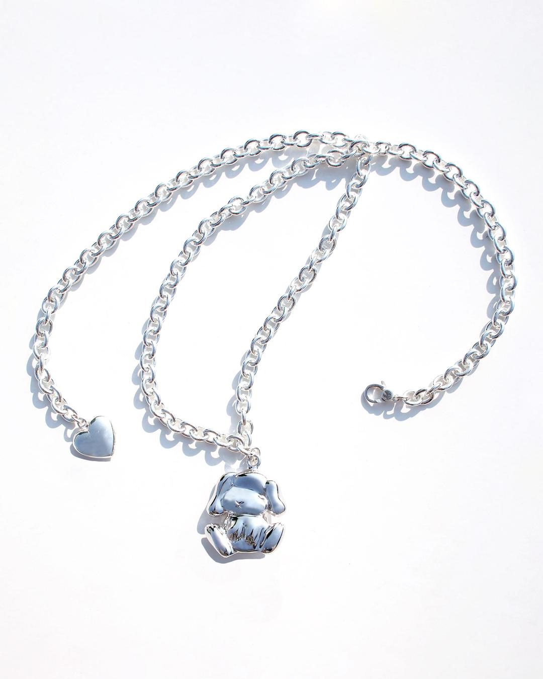 LOVELY BUNNY NECKLACE