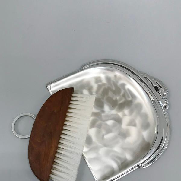 warehouse/  silver plated dustpan and brush for simple