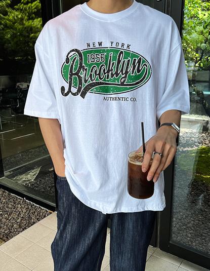 [FLO.05] 역대급 디자인이 또 나왔네 브루클린 크랙나염 반팔티