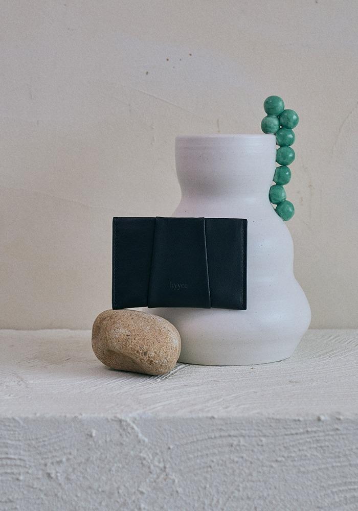 Mini shell wallet Black