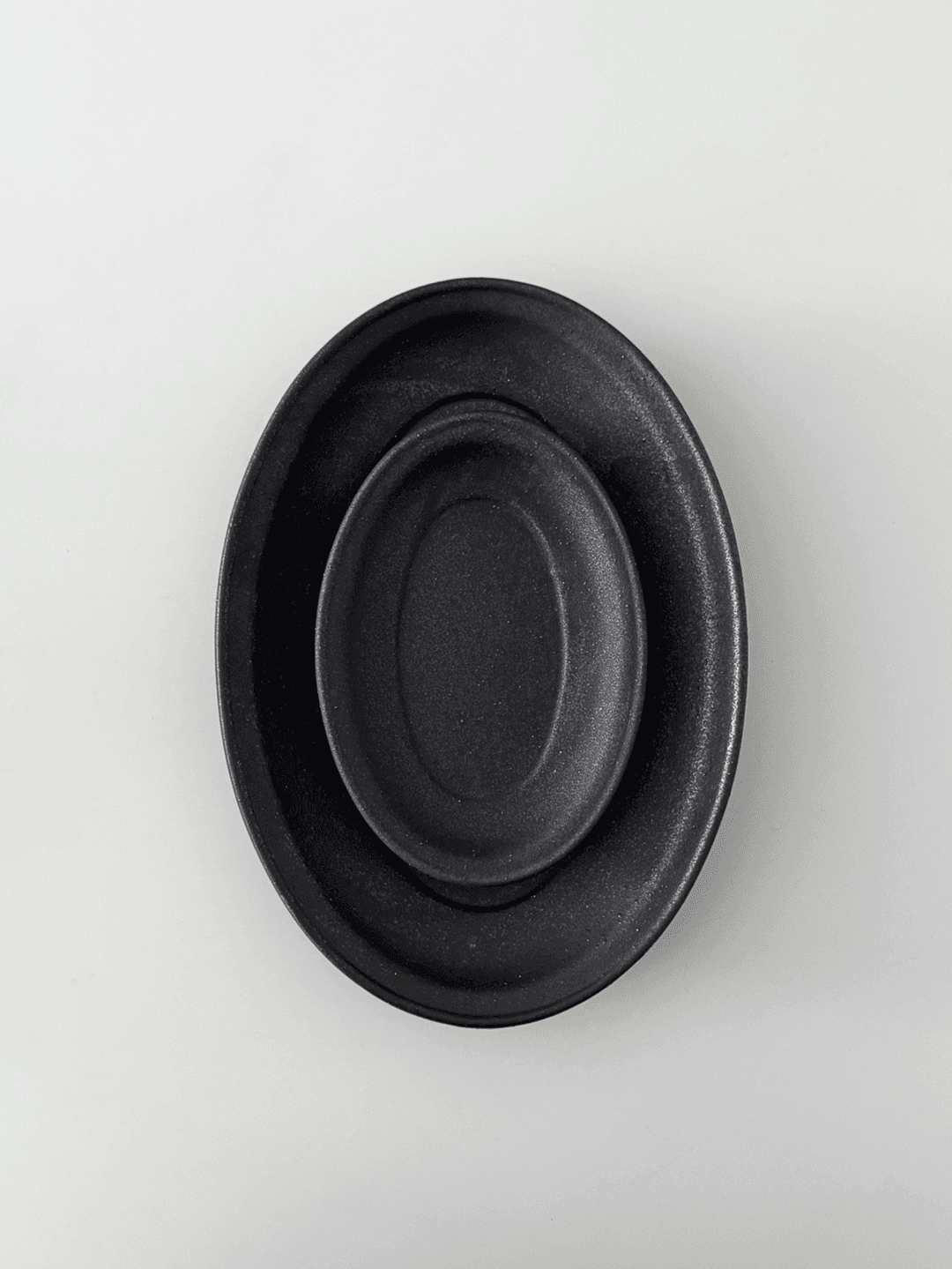 Ebony Oval Plate