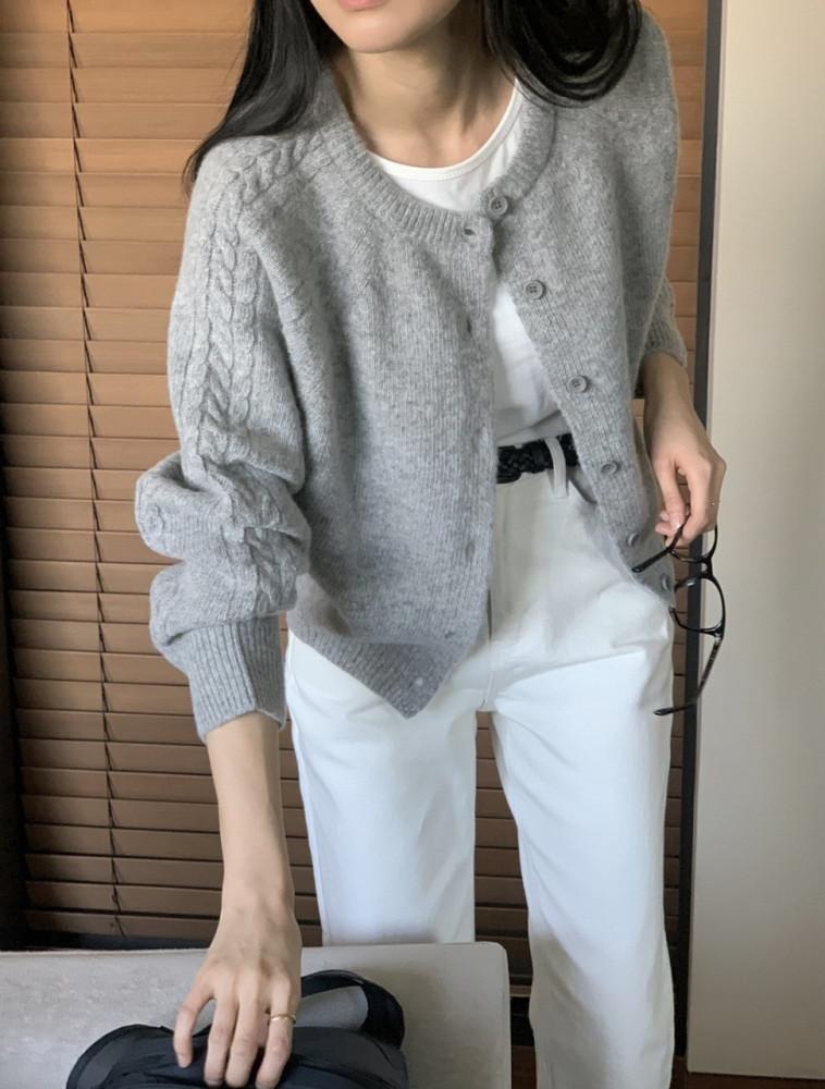 (일부당일)Warm twisted knit cardigan 웜 꽈배기 니트 가디건