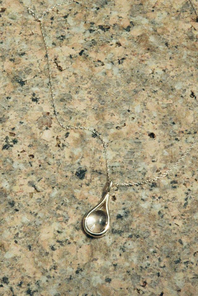 Waterdrop necklace