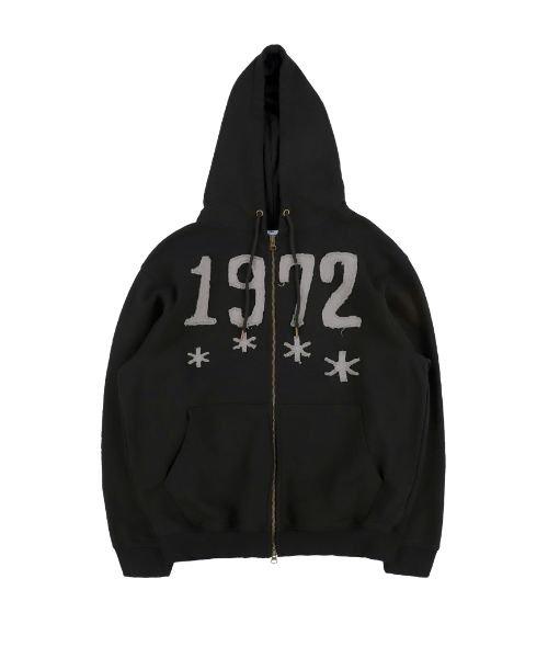 TCM 1972 hooded zip-up (black)