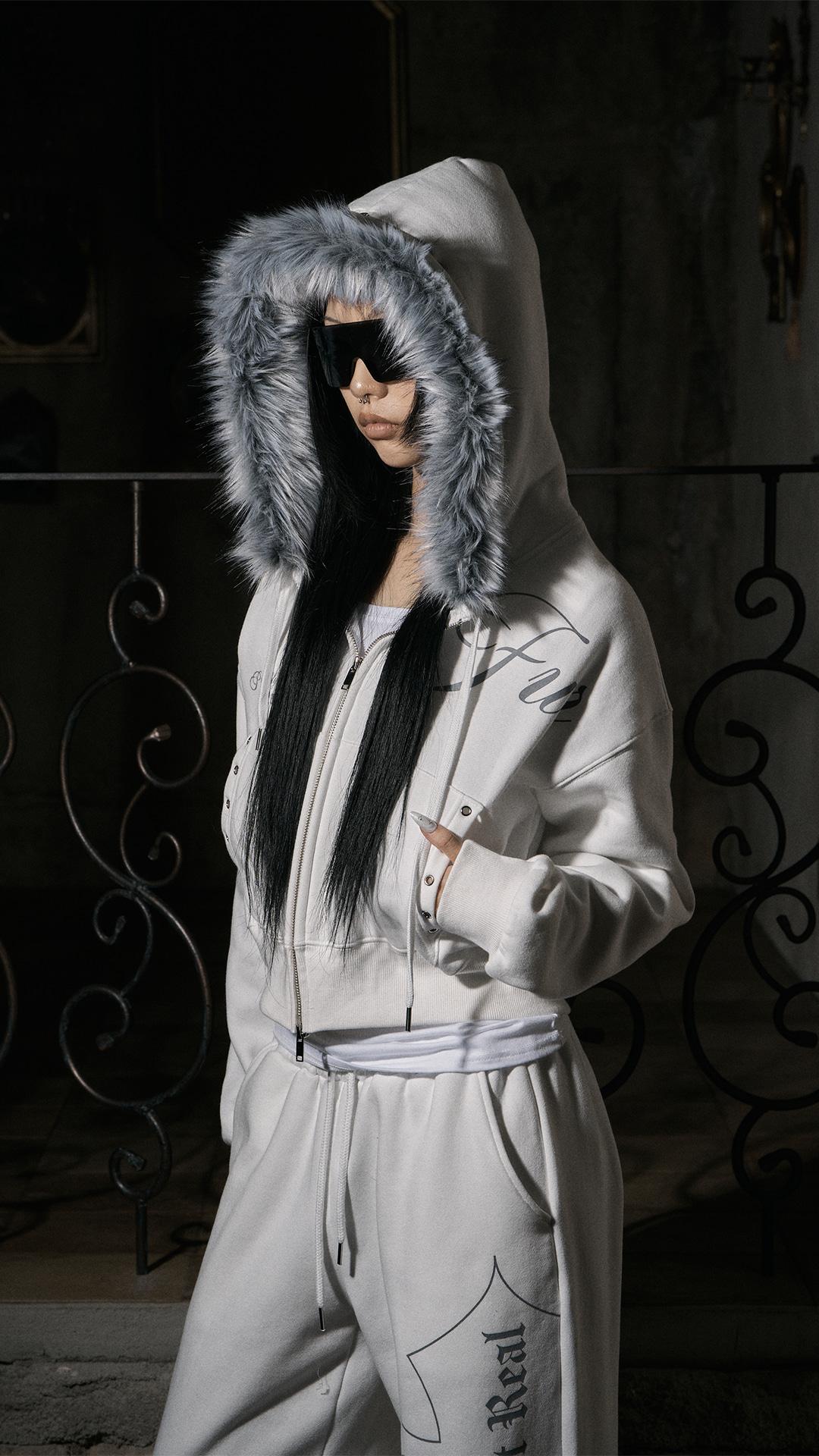 White grayfur hood zip-up