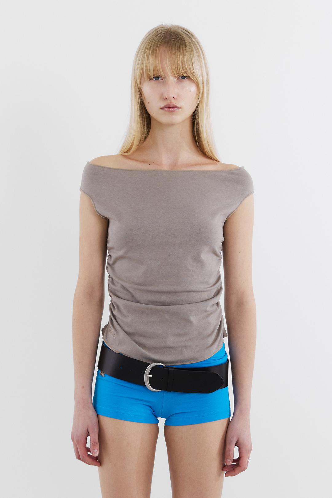 [EXCLUSIVE] COWL NECK SLEEVELESS / BEIGE