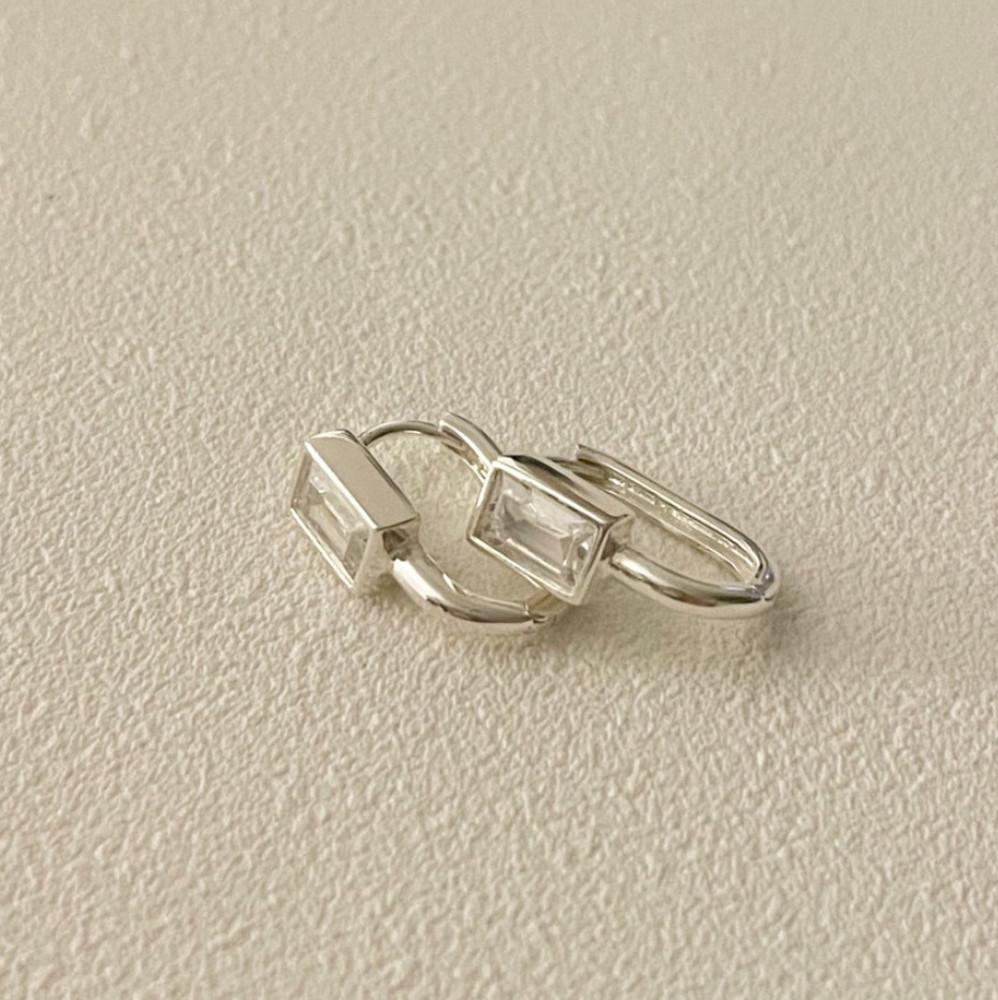 [All 은제품] grand cubic silver 925 earring