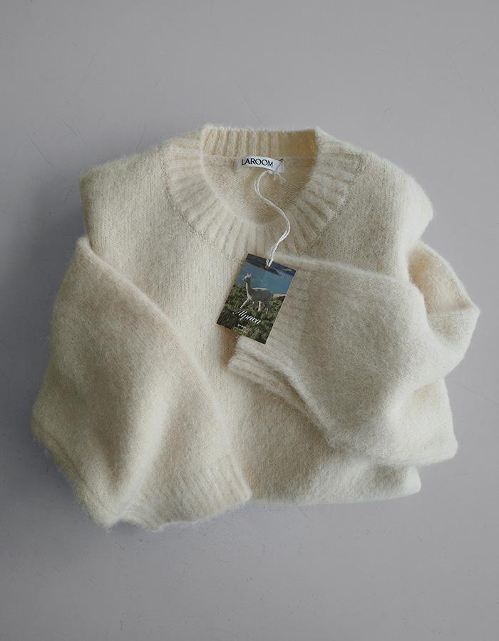 [by LAROOM｜오늘출발] 니즈알파카니트