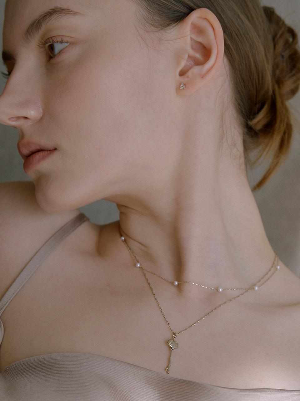 Pure Shell Key Pendant Necklace