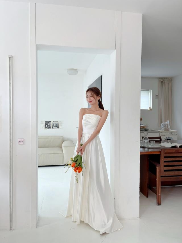 모반디 앨리스 튜브탑 드레스, 셀프웨딩 롱 플레어 촬영 2부 피로연 브라이덜샤워 오프숄더 연주회 빅사이즈