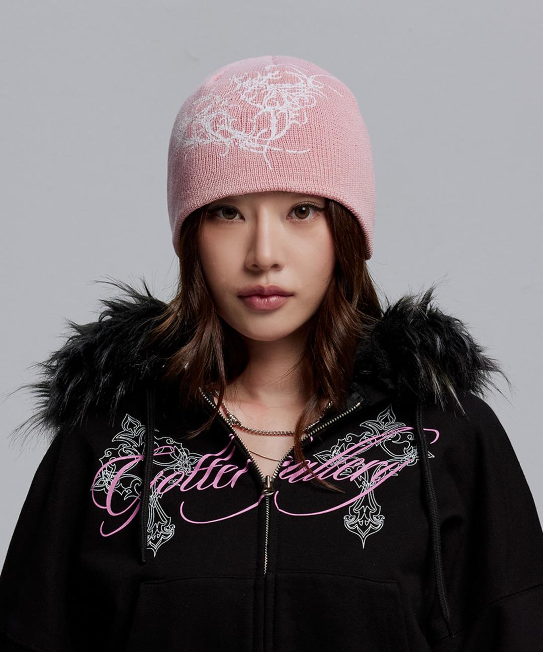 GOTH HEART UNCUFFED BEANIE_PINK