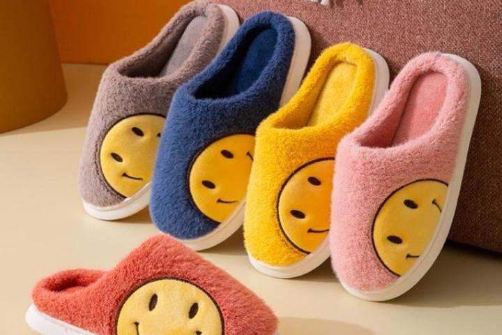 털실내화 겨울 거실화 스마일 실내 슬리퍼 5color