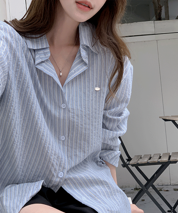 쇼퍼랜드 [기획][가을]클래식 스트라이프 펜던트 루즈핏 셔츠 (2color)