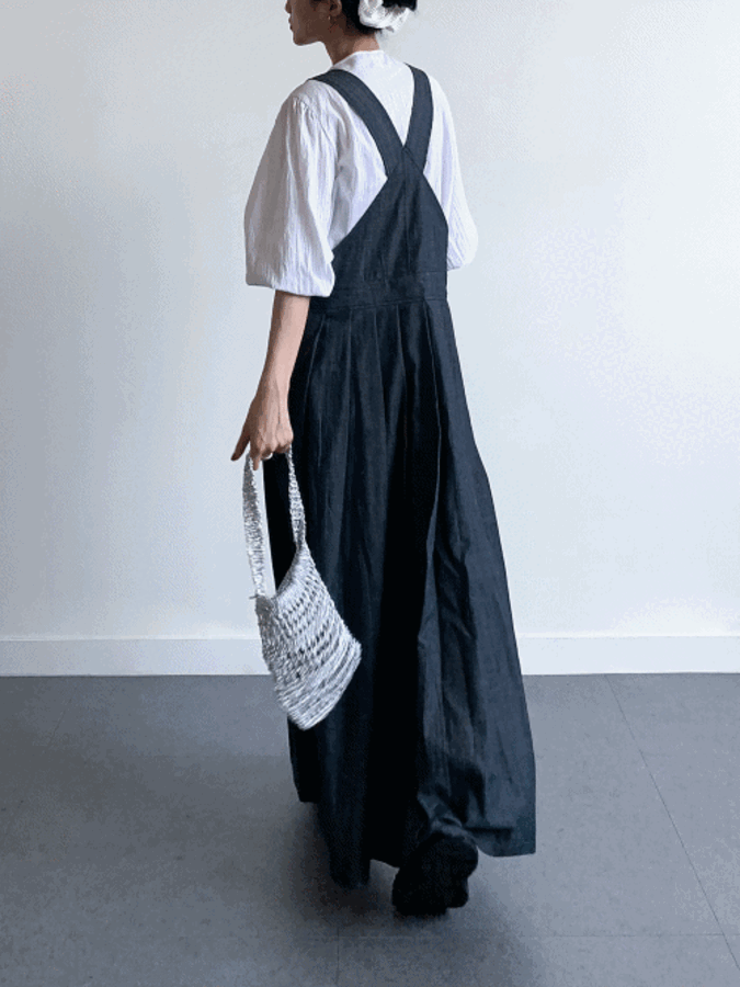 맥시 플리츠 데님 오버롤 원피스