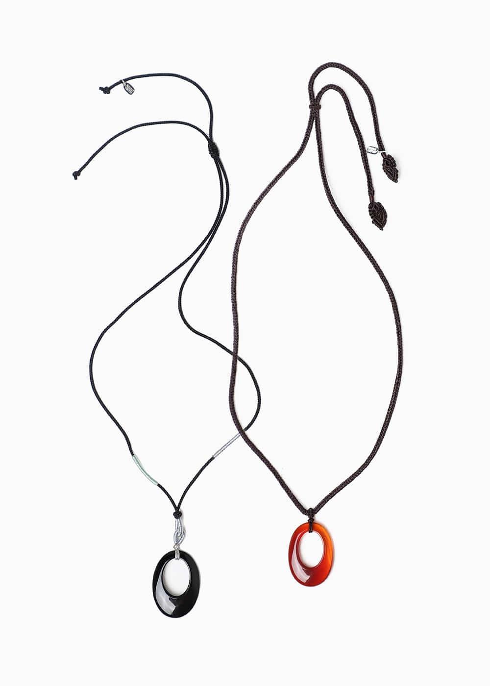 풀 문 네크리스