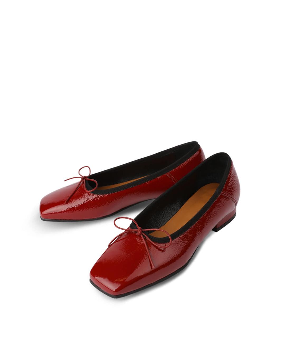 Square Banding Flat Shoes Shiraz Red