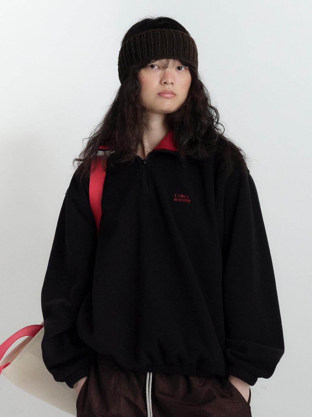 DAILY FLEECE PULLOVER IN BLACK [1.13 순차 발송]
