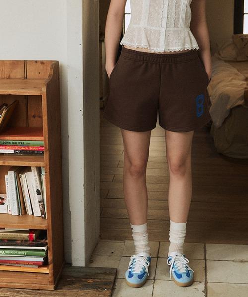 NO.8 Applique Sweat Shorts (Brown)