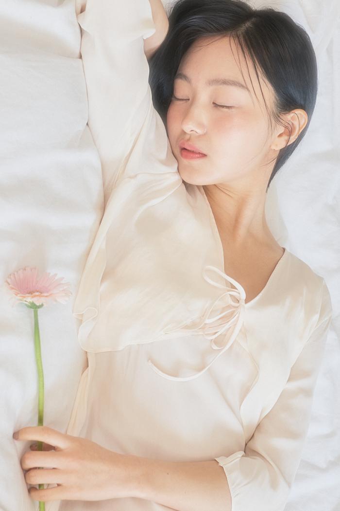 [+4%][SET] Dahlia slip+cardigan ivory