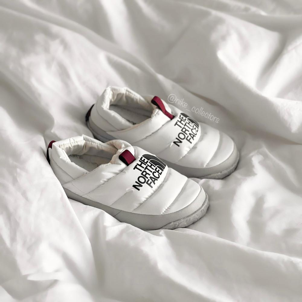 THE NORTH FACE NUPTSE 구스다운 슬라이드(two way) 화이트