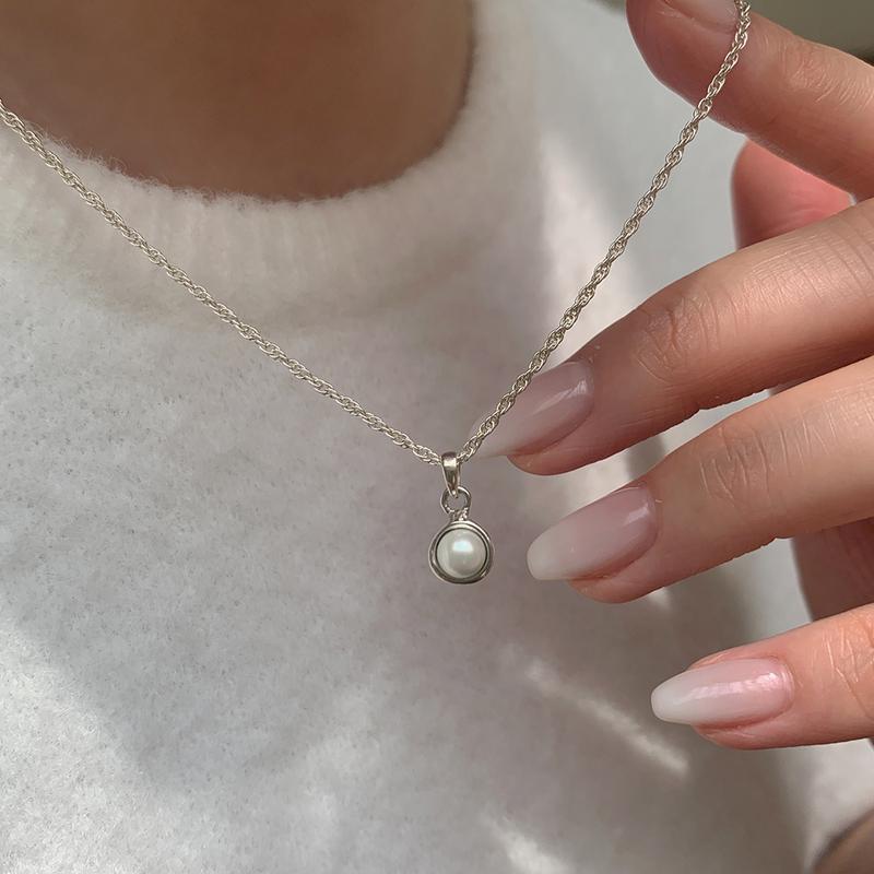 실버 멜팅 어라운드 5mm 진주 목걸이_mvn39