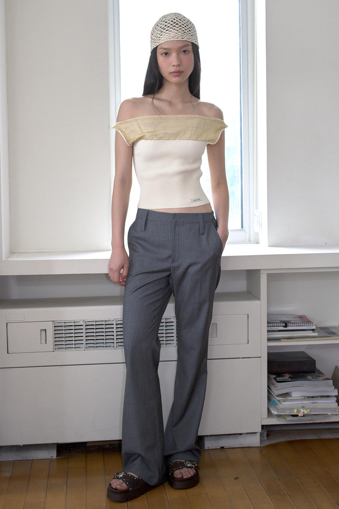 PINSTRIPED SEMI BOOTCUT PANTS_GREY STRIPE