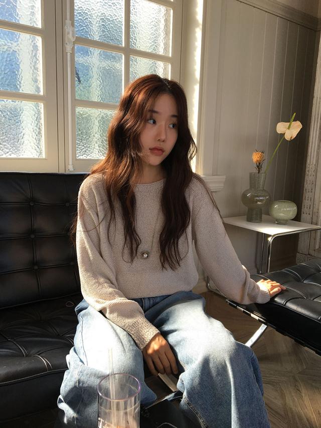 BIRD KNIT 라운드 긴팔 니트