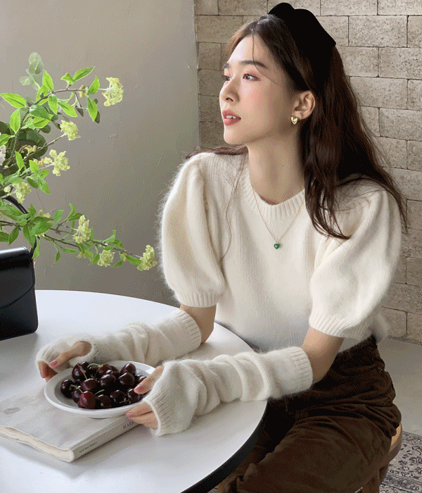 반하니 [2만장돌파/핸드워머set]스위티❤️앙고라 페이크 퍼 도톰 퍼프 라운드넥 반팔 니트 워머 세트 5color