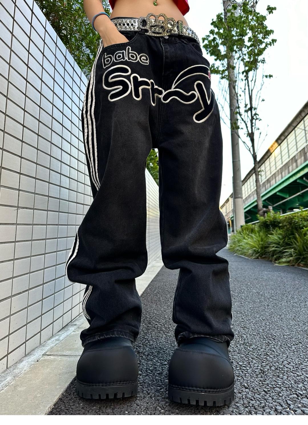 Velvet Logo Heart Embroidery Denim Pants