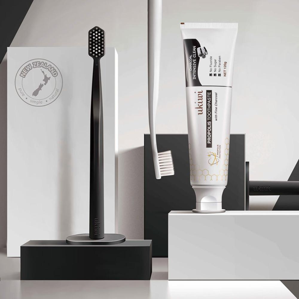 유키위 클린 마그네틱 항균칫솔, 칫솔꽂이 필요없는 미세모 프리미엄 수입칫솔