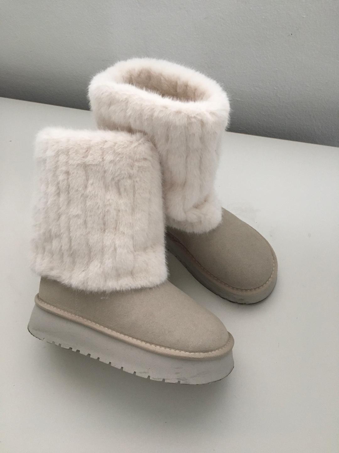 Soft ice boots