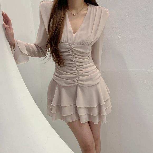 *실루엣보장*자스민 여리여리 청순 쉬폰 프릴 러플 나팔소매 캉캉 미니 원피스 2color