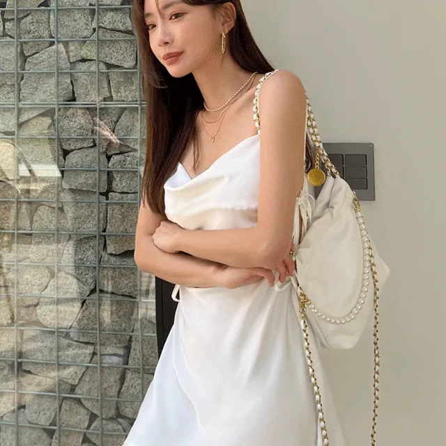 * 어깨끈 조절 가능 * 콘므 스트랩 새틴 셔링 원피스 (COLOR : 아이보리,올리브,블랙)