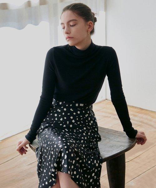 High Neck Slim Top_Black