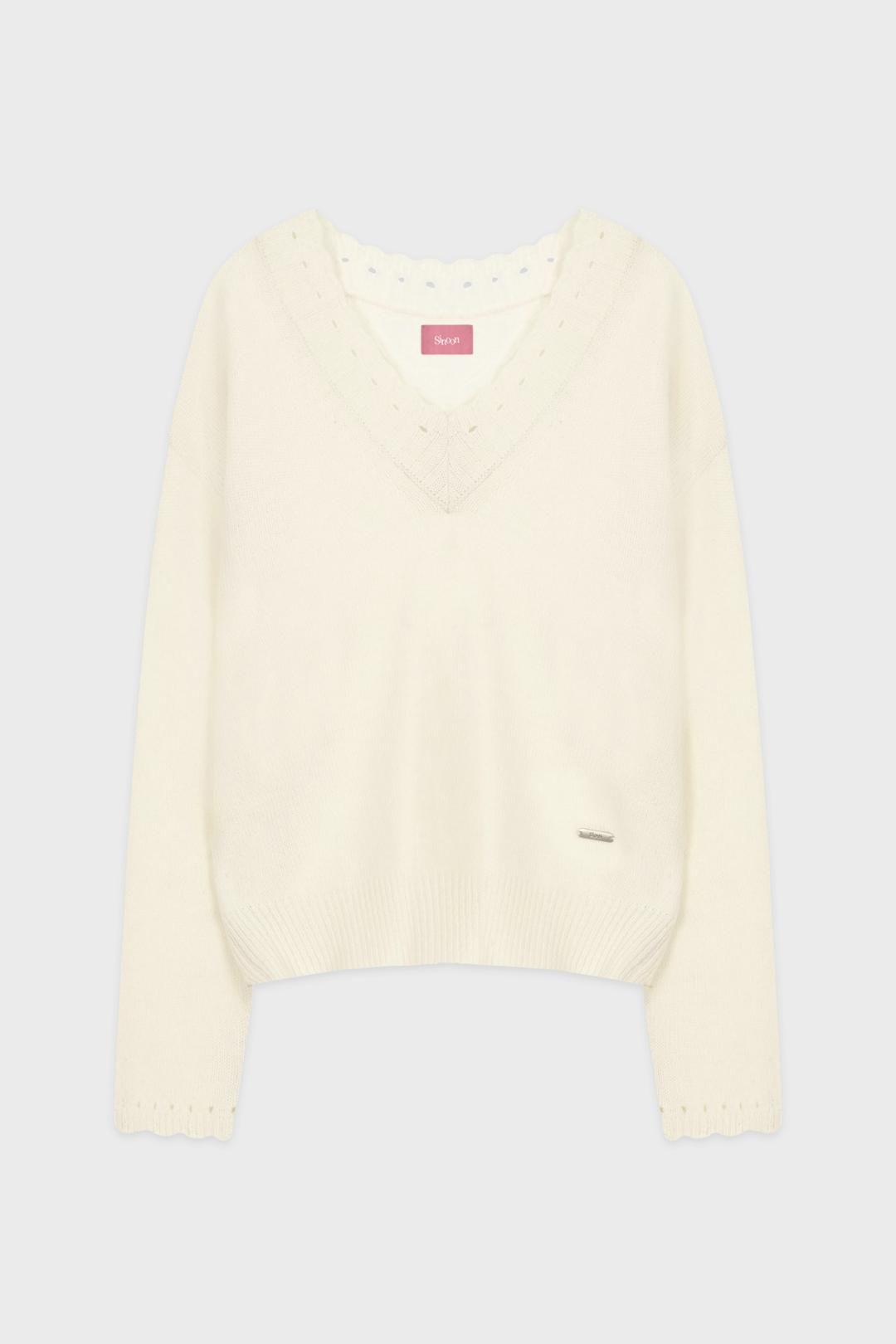 Scallop V-Neck Pullover Knit (Cream)