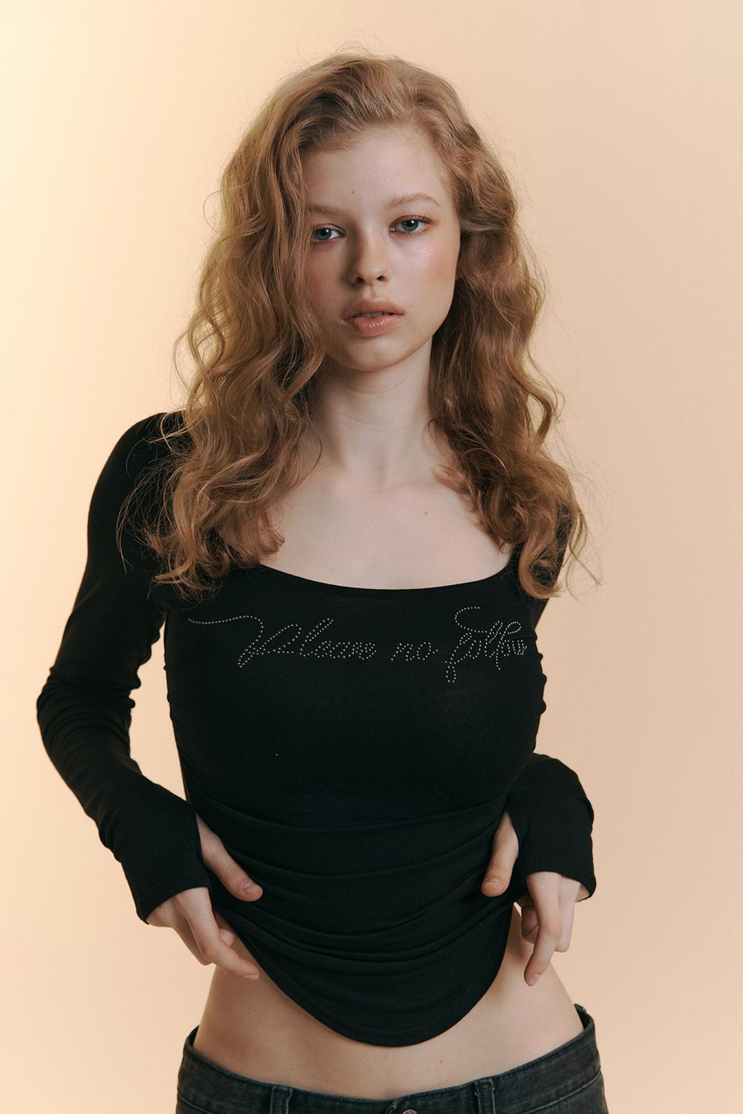 Romy Logo Long Sleeve Top (Black)