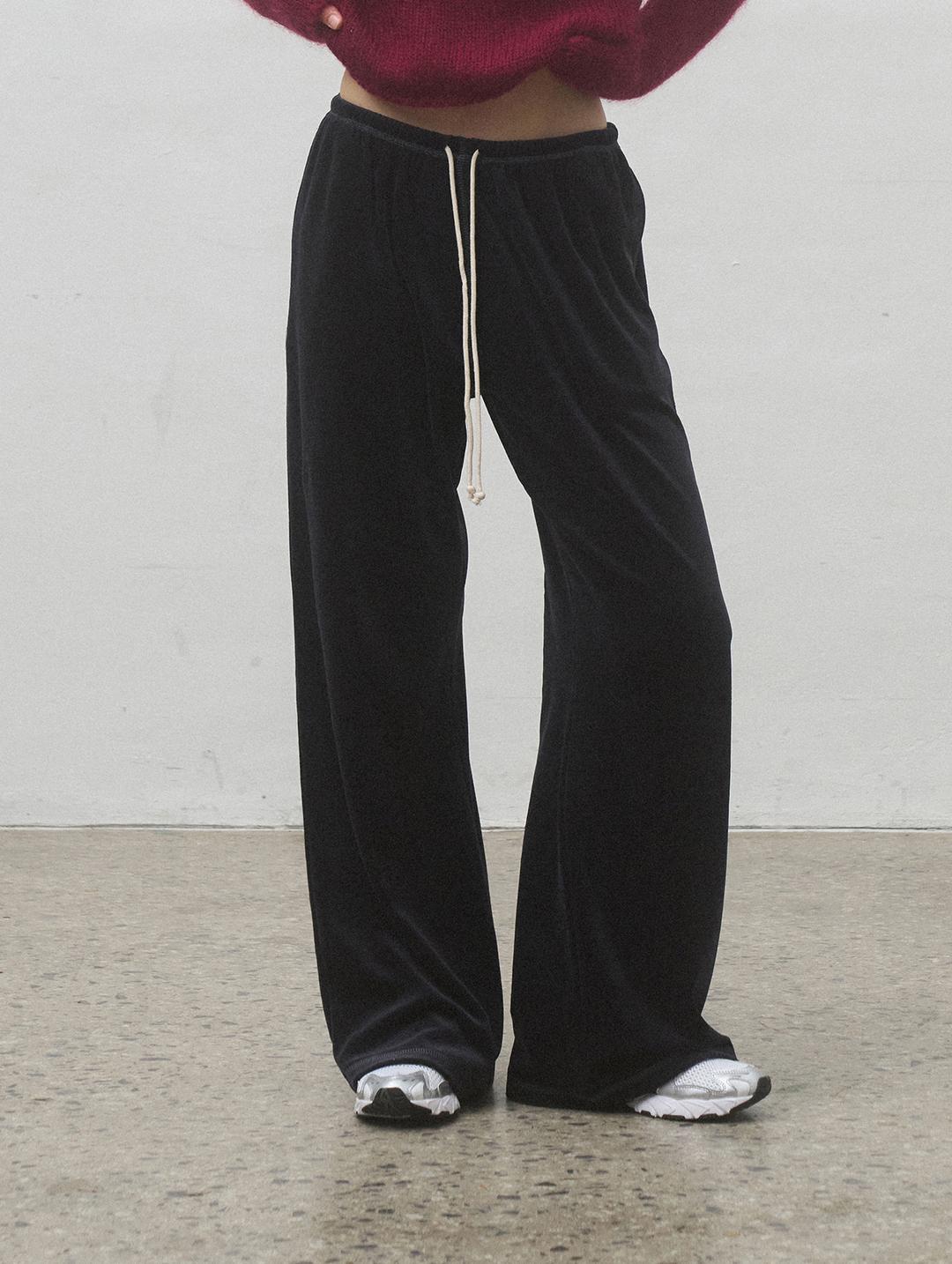 LOUNGE VELOUR PANTS - NAVY