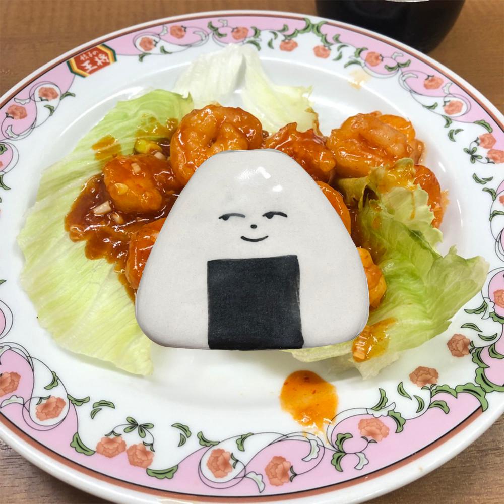 음흉한 오니기리 인센스 홀더, 스테디너리